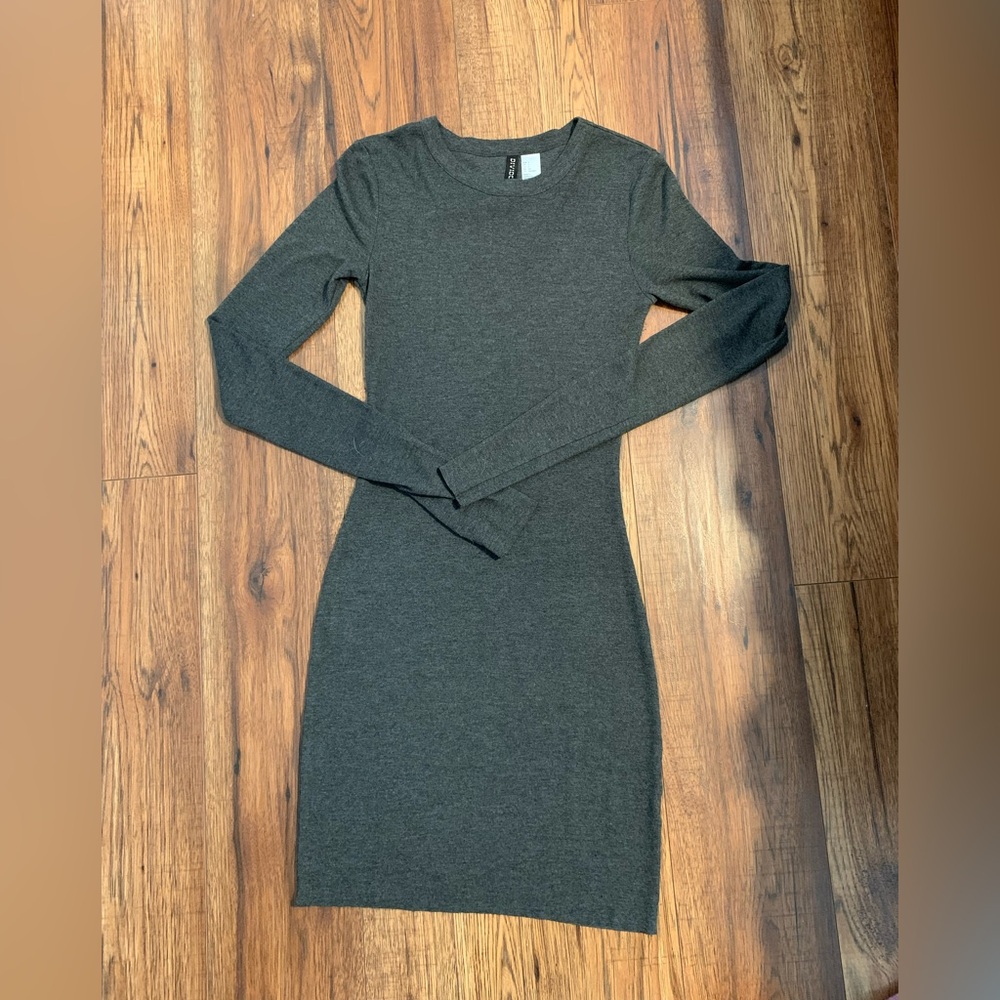 GREY LONG SLEEVE BODYCON DRESS